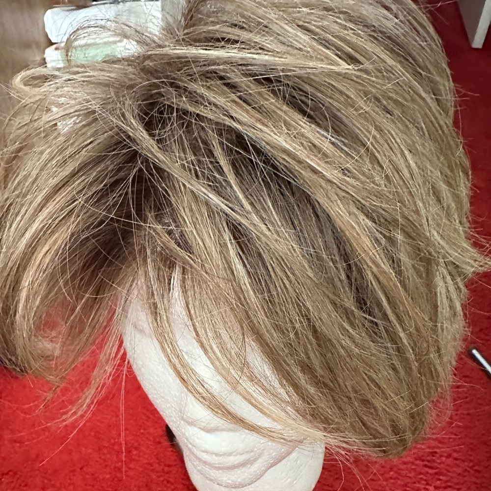 Mono top synthetic wig